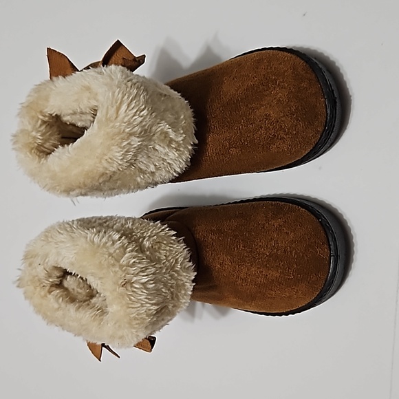 Toddler Slip On Brown Winter Boots Size 6 (22) #S-213 - Picture 2 of 9
